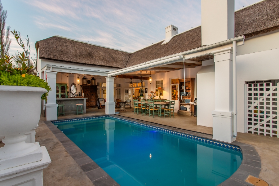 3 Bedroom Property for Sale in Deltacrest Western Cape
